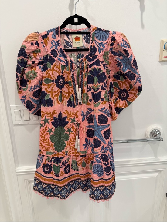 FARM Rio Dresses & Skirts - FARM Rio Pink Floral Embroidered Puff-Sleeve Mini Dress